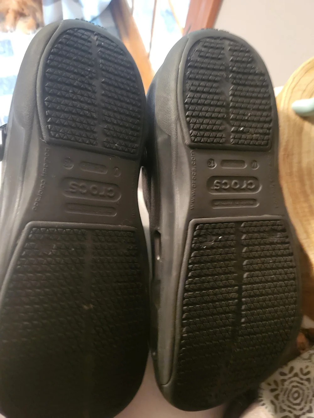 Men’s Crocs, Black, Bistro, Solid, 13 M  Slip ResistantHeel Strap